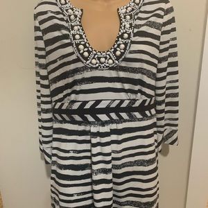 Long BCBG sleeve black and white stripped blouse